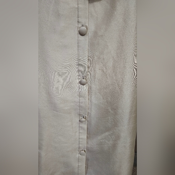 TWELVE by TWELVE 100% Silk Ruffle Front Button Up Collared Dress.Cream/white. M - Picture 8 of 13